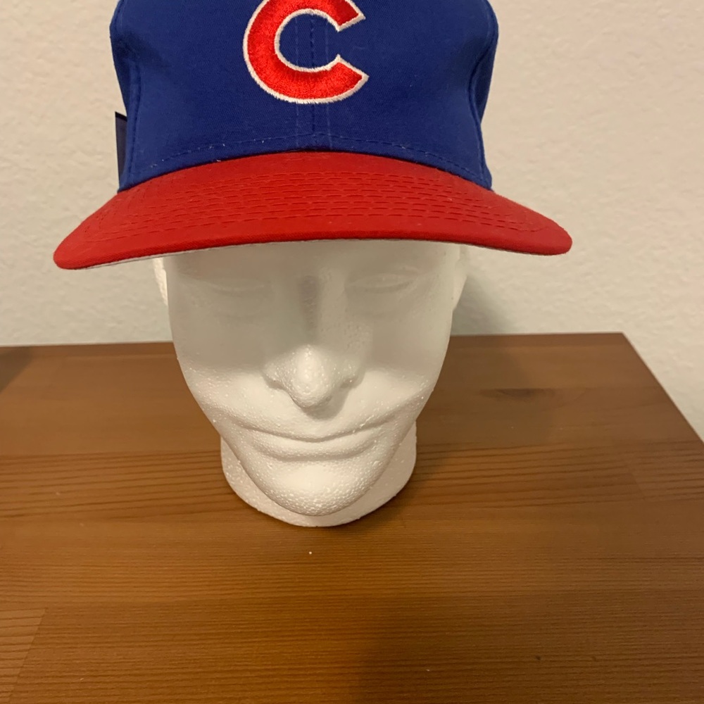 Vintage 90’s Chicago Cubs New Era Pro Model SnapBack Red Blue